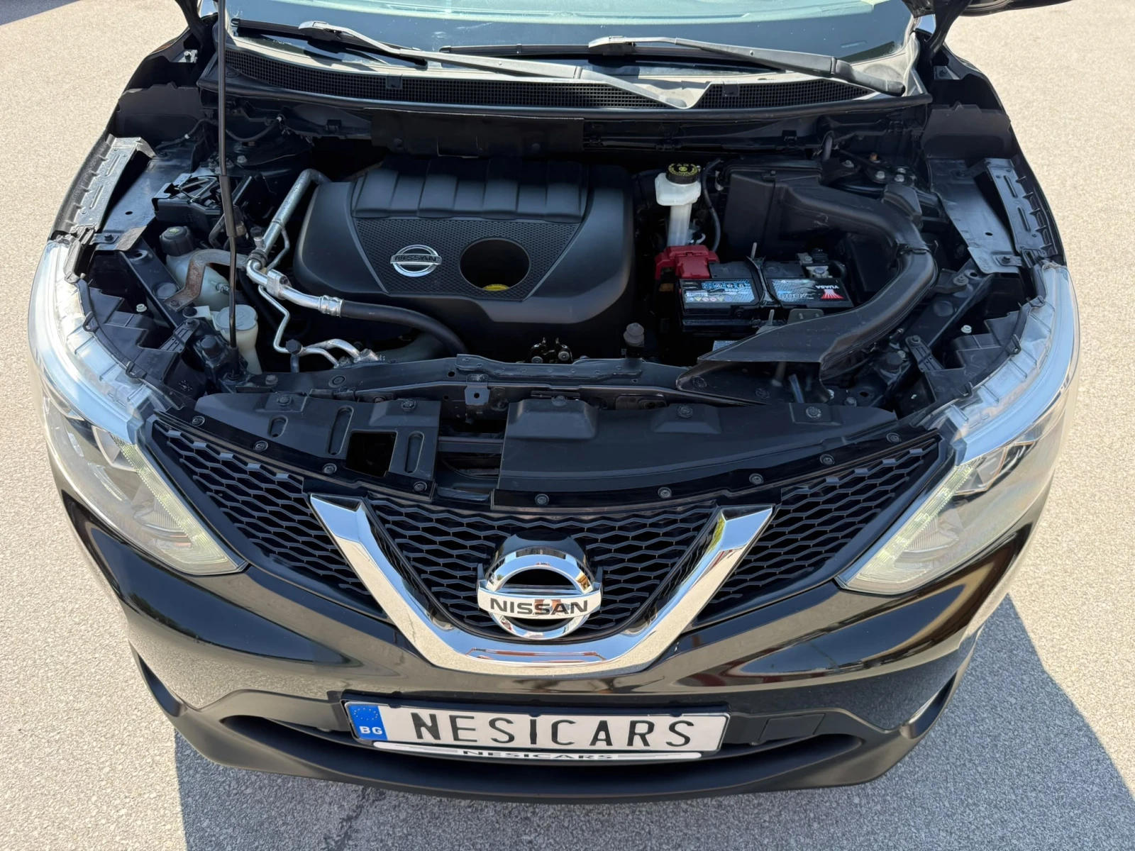 Nissan Qashqai 1.5dci 6ck. TOП СЪСТОЯНИЕ !!!!!, снимка 7 - Автомобили и джипове - 55626380