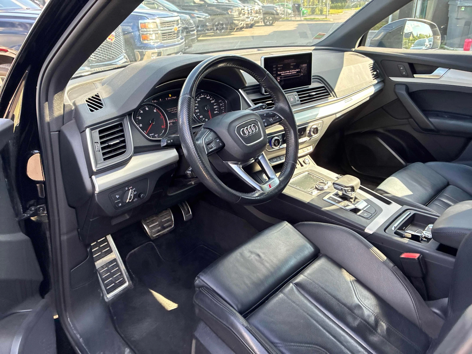Audi Q5 * PROGRESSIV * АВТОКРЕДИТ БЕЗ ПЪРВОНАЧАЛНА ВНОСКА, снимка 7 - Автомобили и джипове - 55830914