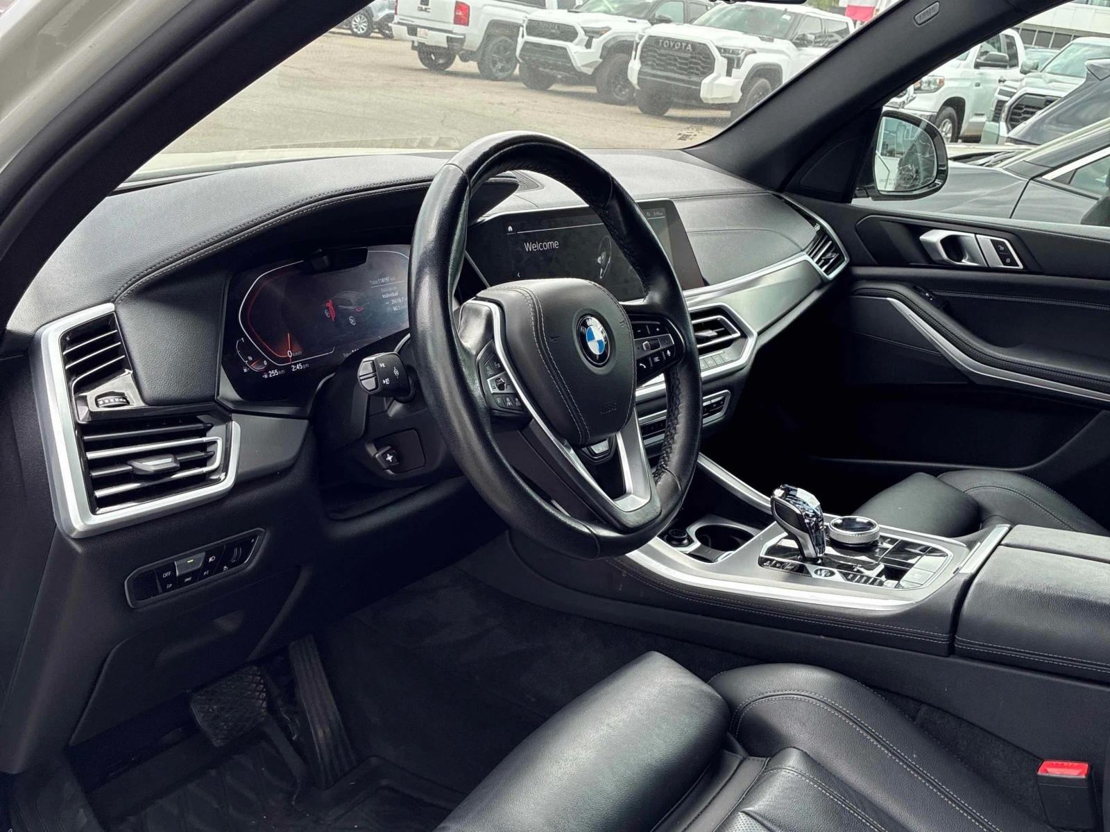 BMW X5 xDrive40i* CARFAX* ПАНО* 360* АВТОКРЕДИТ* , снимка 8 - Автомобили и джипове - 56137103