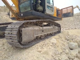 Багер Hyundai R360, снимка 2