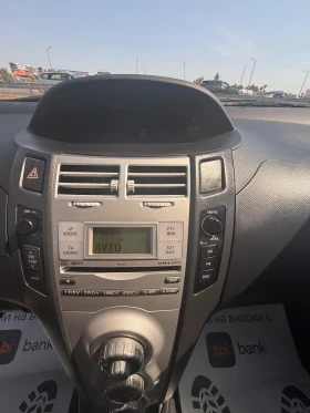 Toyota Yaris 1.0, снимка 12