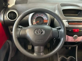 Toyota Aygo 1.0I 5 Врати Климатик - 1950 € / 3813.87 лв. - 80466418 13