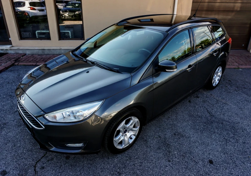 Ford Focus 1.6i GPL TITANIUM