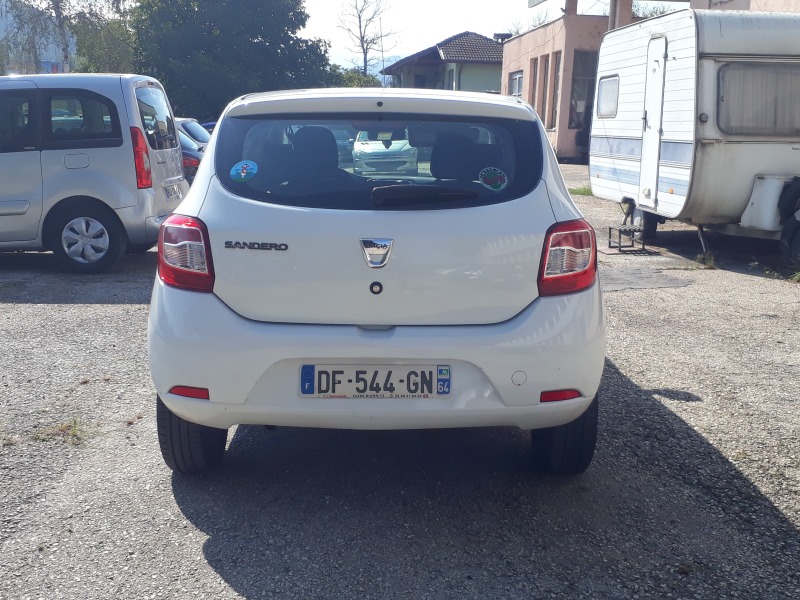 Dacia Sandero 1150кб  63340км., снимка 6 - Автомобили и джипове - 42042223