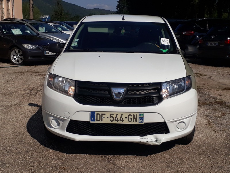 Dacia Sandero 1150кб  63340км., снимка 2 - Автомобили и джипове - 42042223