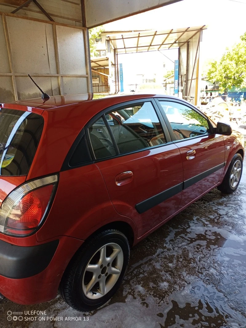 Kia Rio, снимка 2 - Автомобили и джипове - 46961573