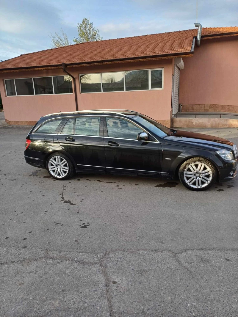 Mercedes-Benz C 220, снимка 4 - Автомобили и джипове - 47894858