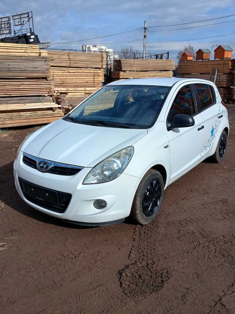 Hyundai I20, снимка 1 - Автомобили и джипове - 48970814