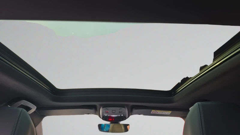 Peugeot 2008 GT 1, 2 PureTech 155 EAT8, снимка 15 - Автомобили и джипове - 49635833