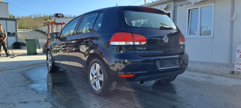 VW Golf 1.2TSI, снимка 10 - Автомобили и джипове - 50105320