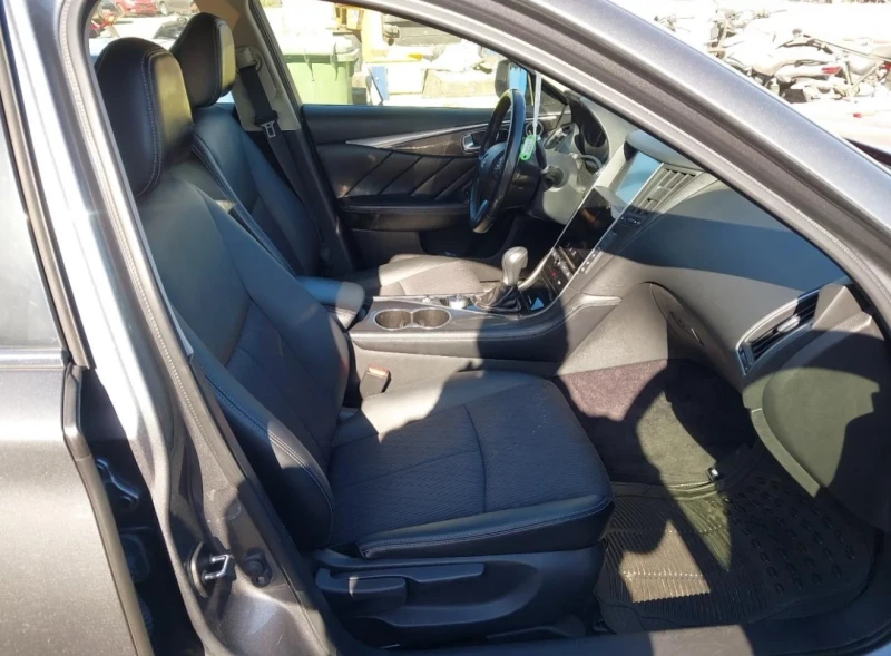 Infiniti Q50 2.2d автомат, снимка 4 - Автомобили и джипове - 50293145