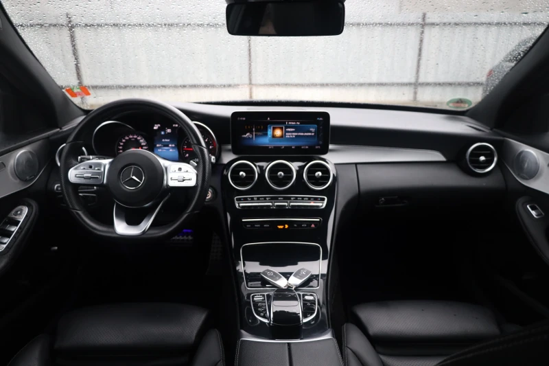 Mercedes-Benz C 220 d AMG 4M DISTR KAM KeyStart Leder BURM SzH #iCarbg, снимка 12 - Автомобили и джипове - 51822075