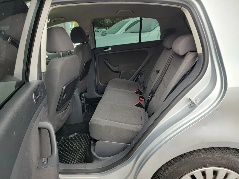 VW Golf Plus 1.9TDI, снимка 8 - Автомобили и джипове - 51866392