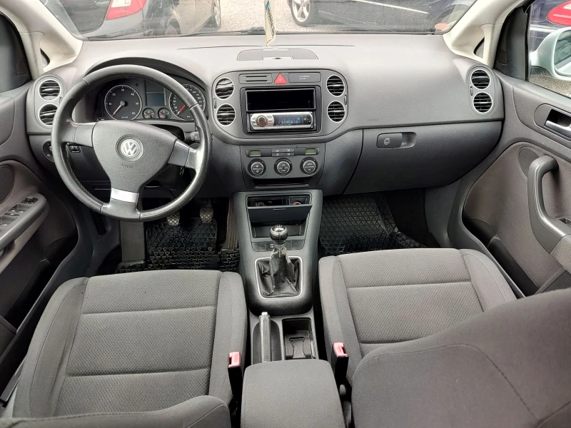 VW Golf Plus 1.9TDI, снимка 11 - Автомобили и джипове - 51866392