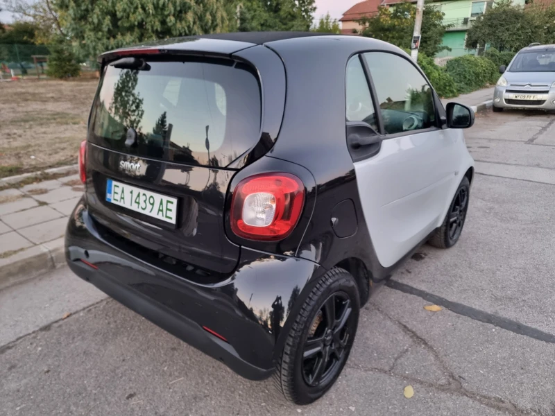 Smart Fortwo EQ 22kW, снимка 4 - Автомобили и джипове - 52380278