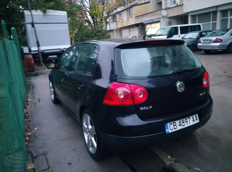 VW Golf 1.6, снимка 4 - Автомобили и джипове - 52188829
