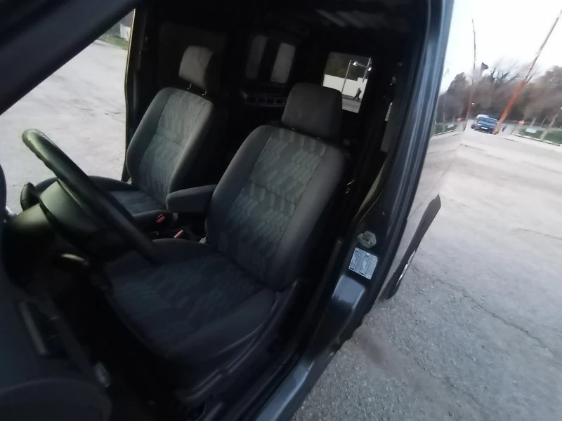 Ford Connect 1.8TDCI-90PS-КЛИМАТИК-МАКСИ, снимка 11 - Автомобили и джипове - 52425491
