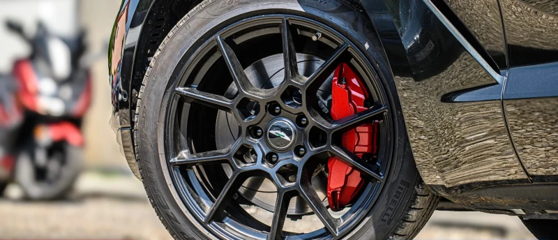 Aston Martin DBX Limited Edition 1/500, снимка 5 - Автомобили и джипове - 52547501