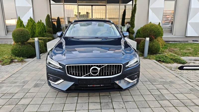 Volvo V60 Inscription D4 190kc.4x4 head-up Key less, снимка 2 - Автомобили и джипове - 52725148