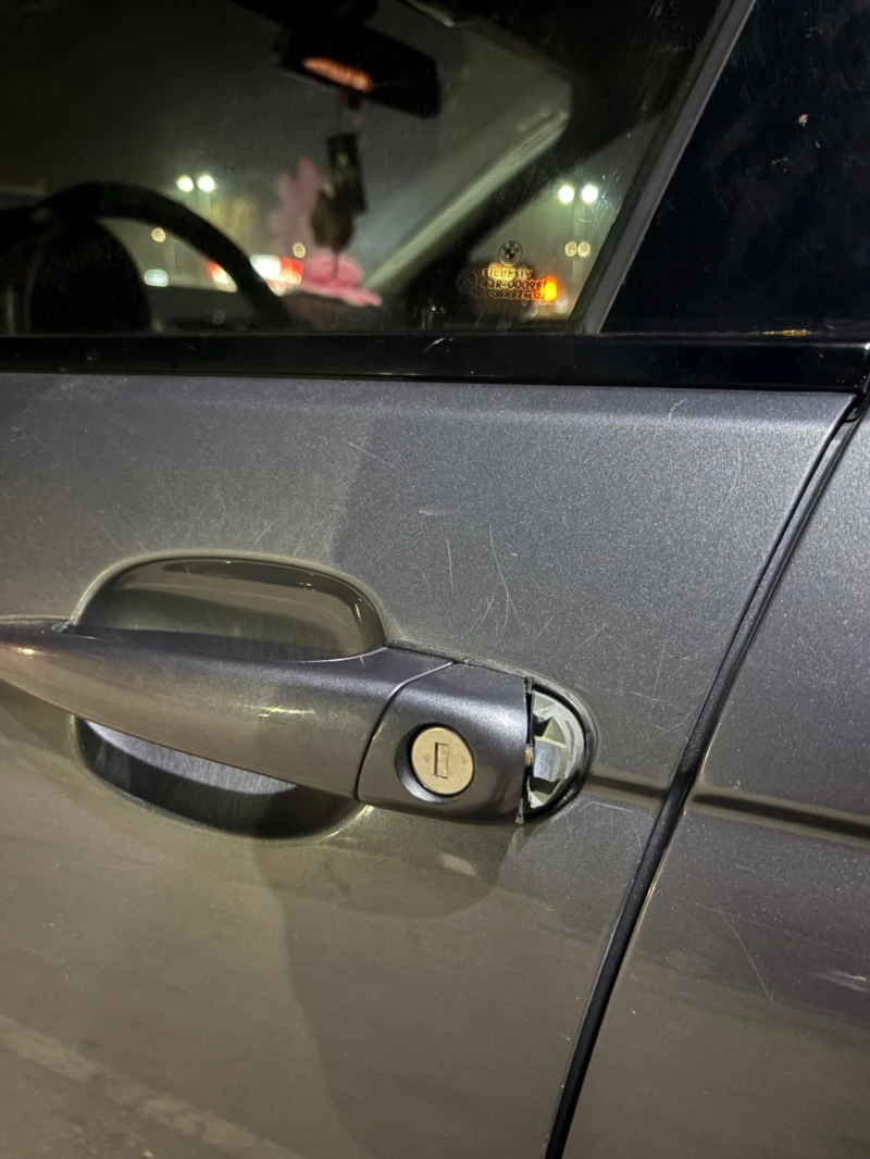 BMW 330, снимка 7 - Автомобили и джипове - 52752874