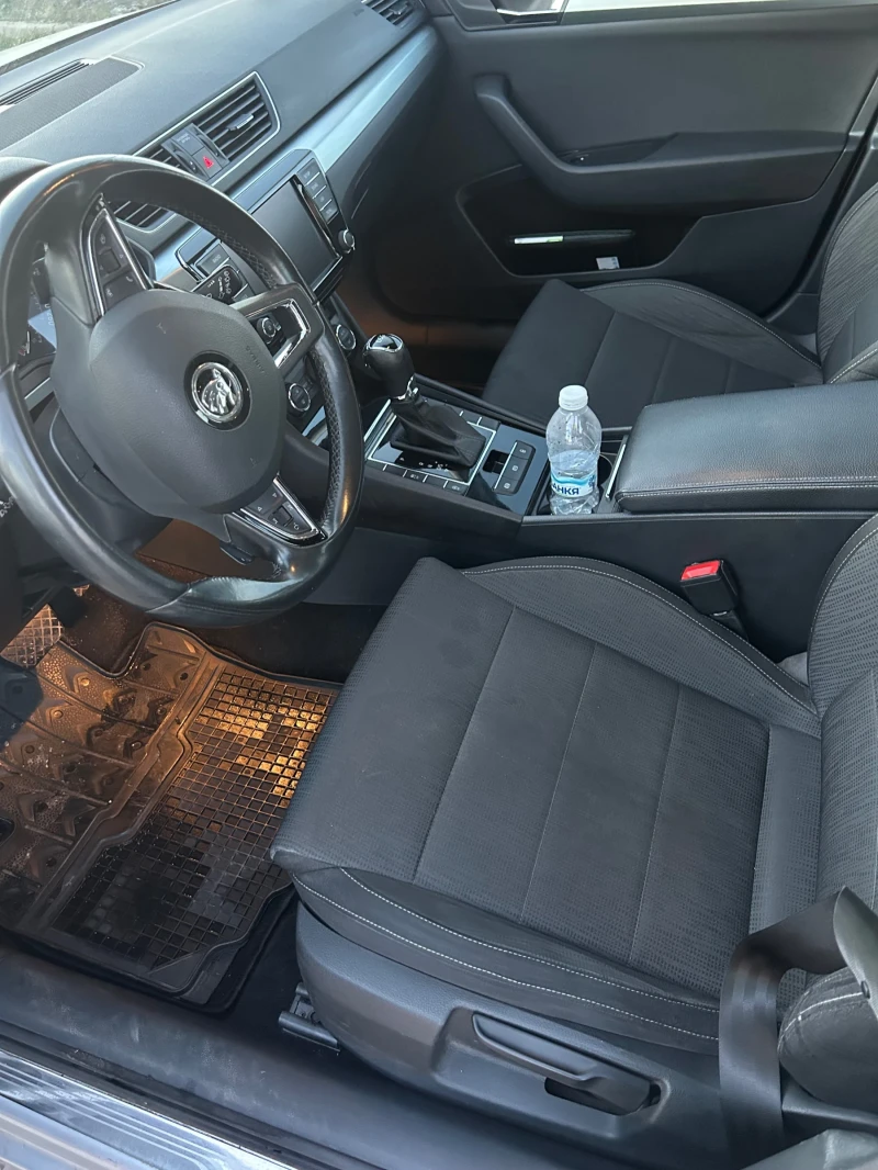 Skoda Superb 190 КОНЯ, снимка 10 - Автомобили и джипове - 52835197