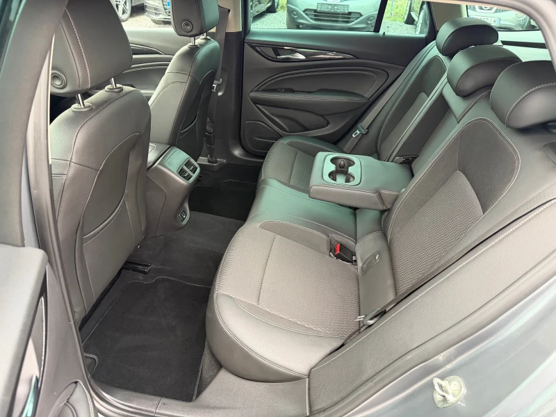 Opel Insignia 2.0CDTI, Exclusive, Обслужен, Intel. Lux led light, снимка 13 - Автомобили и джипове - 53138042