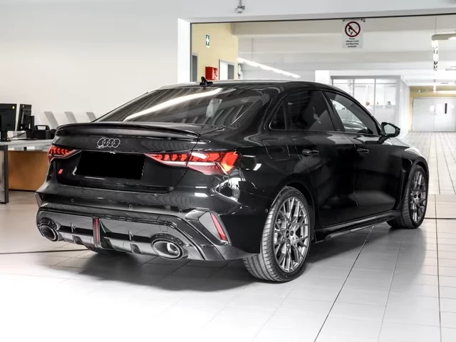 Audi Rs3 FACELIFT* SONOS* CAM* DISTR* MATRIX* KEYLESS* , снимка 3 - Автомобили и джипове - 55021523