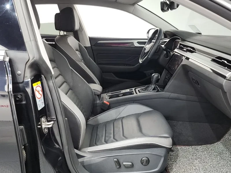 VW Arteon 2.0 Tdi Prestige 4Motion, снимка 11 - Автомобили и джипове - 56114227