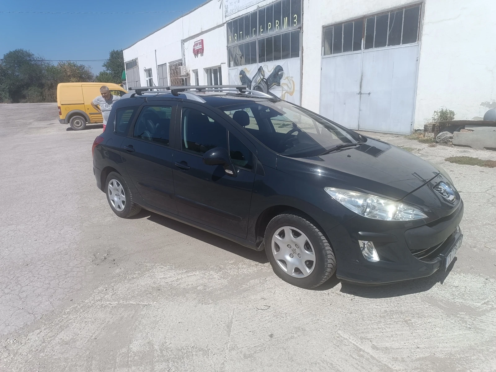 Peugeot 308 1.6 hdi SW - изображение 5