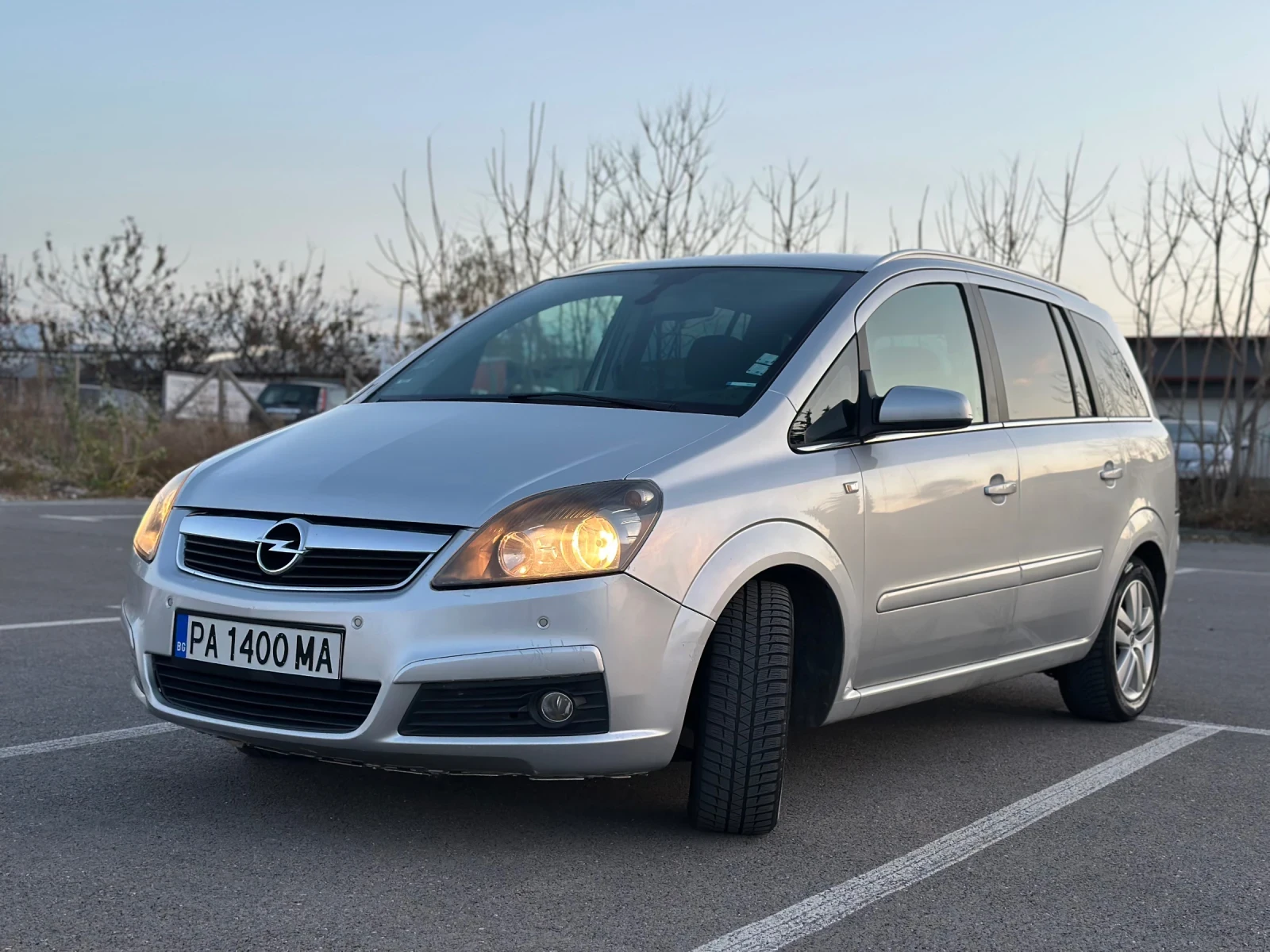 Opel Zafira 1.9 CDTI 120кс 6+ 1 - изображение 2