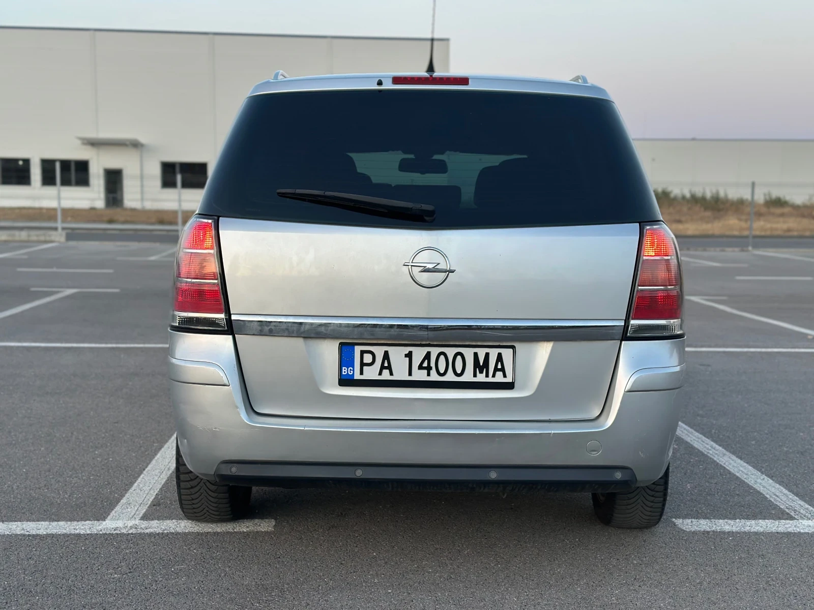 Opel Zafira 1.9 CDTI 120кс 6+ 1 - изображение 6