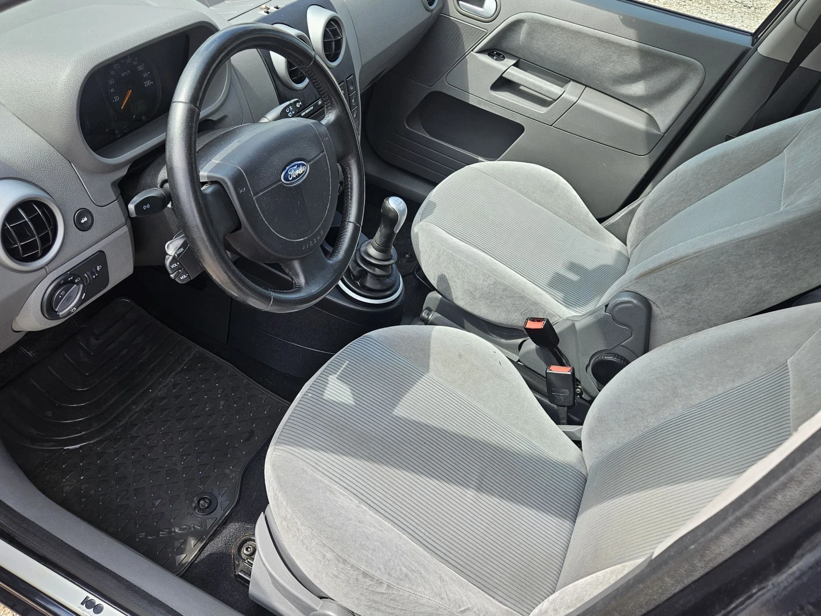 Ford Fusion 1.4 tdci* Климатик  - изображение 7