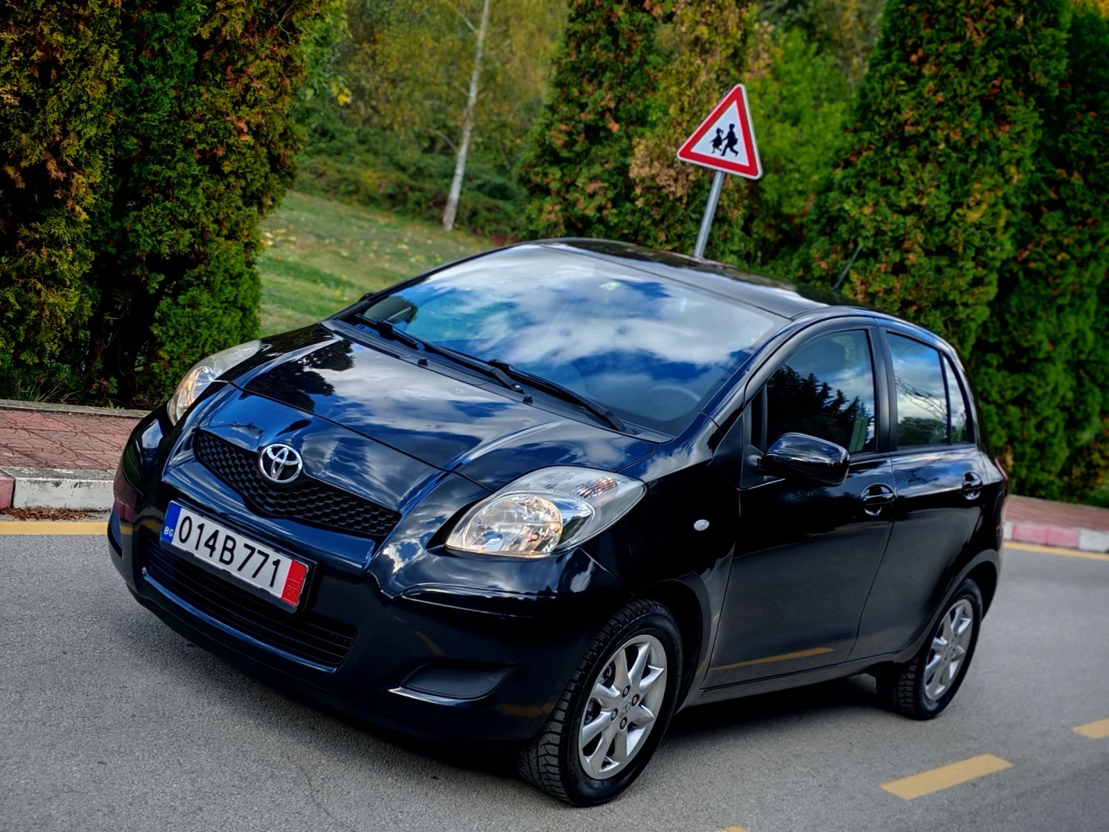 Toyota Yaris 1.0(70)* FACELIFT* EURO-5*  *  | Mobile.bg   2