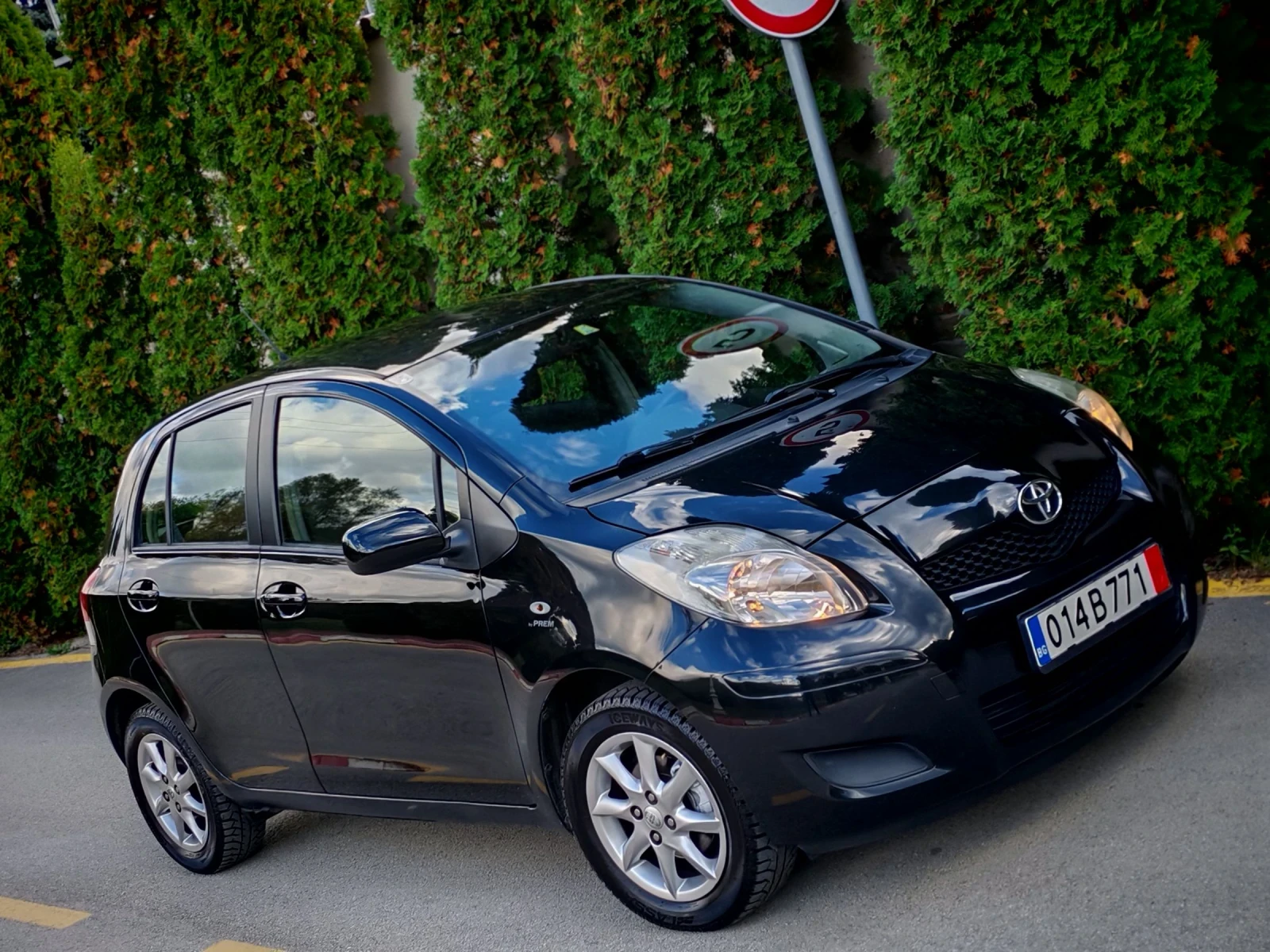 Toyota Yaris 1.0(70)* FACELIFT* EURO-5*  *  | Mobile.bg   9