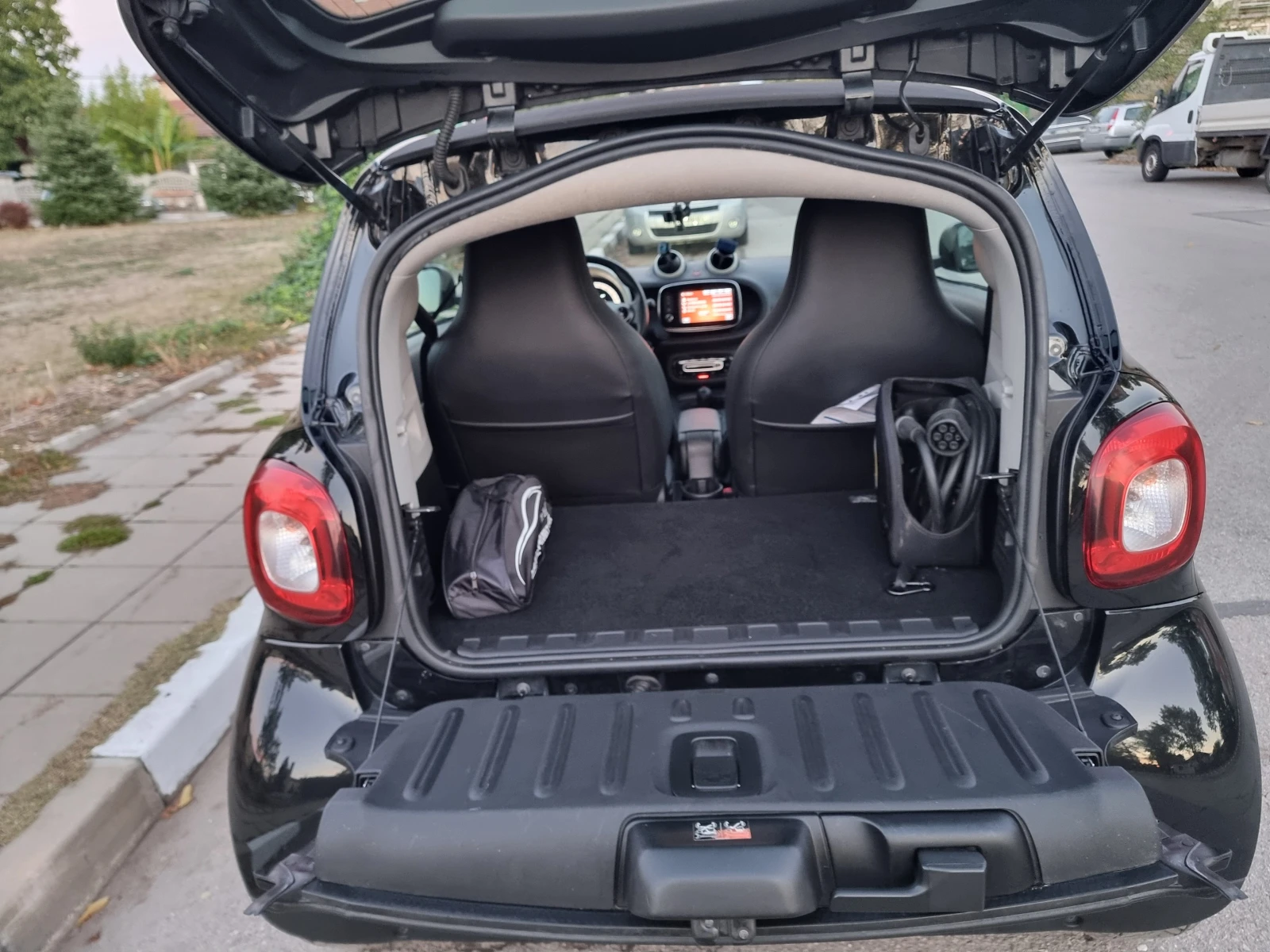 Smart Fortwo EQ 22kW - изображение 10