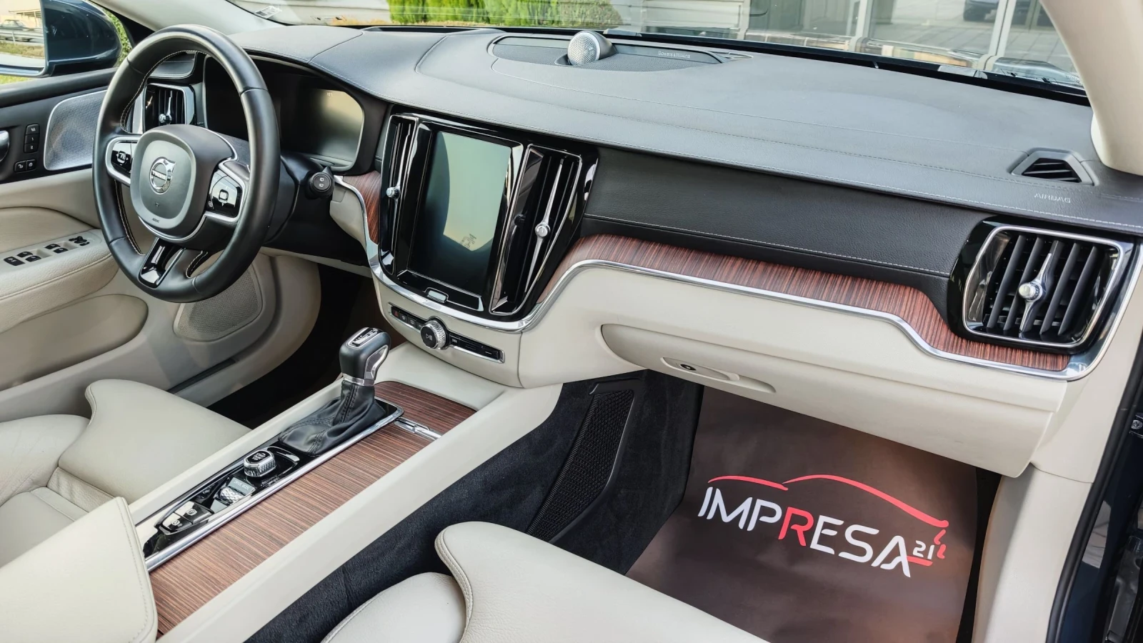 Volvo V60 Inscription D4 190kc.4x4 head-up Key less - изображение 9