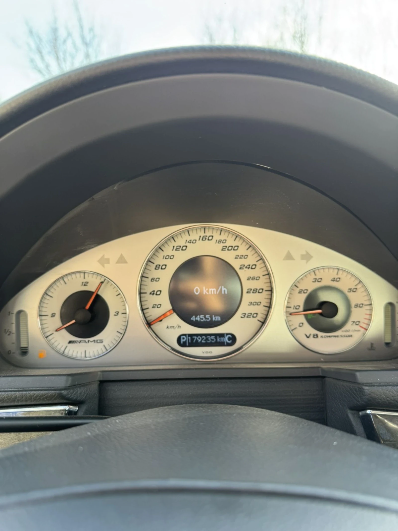 Mercedes-Benz E 55 AMG, снимка 10 - Автомобили и джипове - 52792792