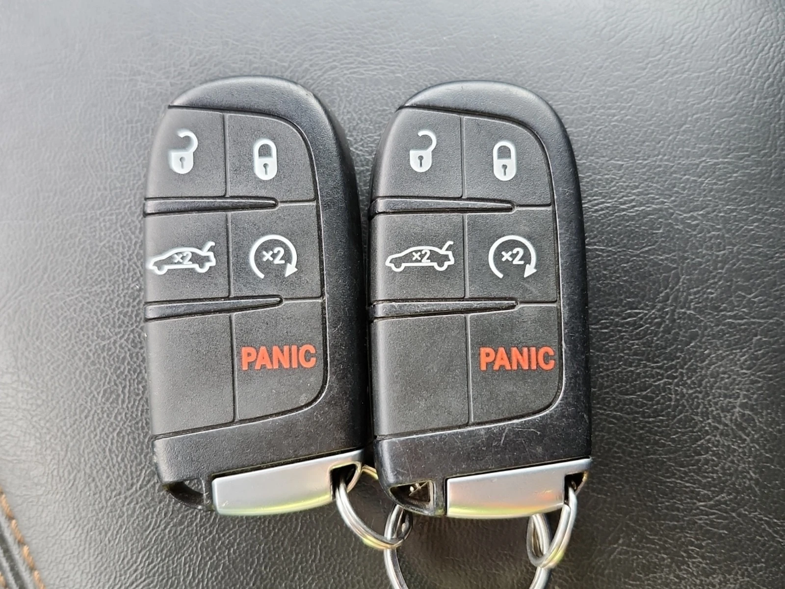 Dodge Challenger R/T SHAKER * * CARFAX * * ���� ������ * *  | Mobile.bg � ����������� 9