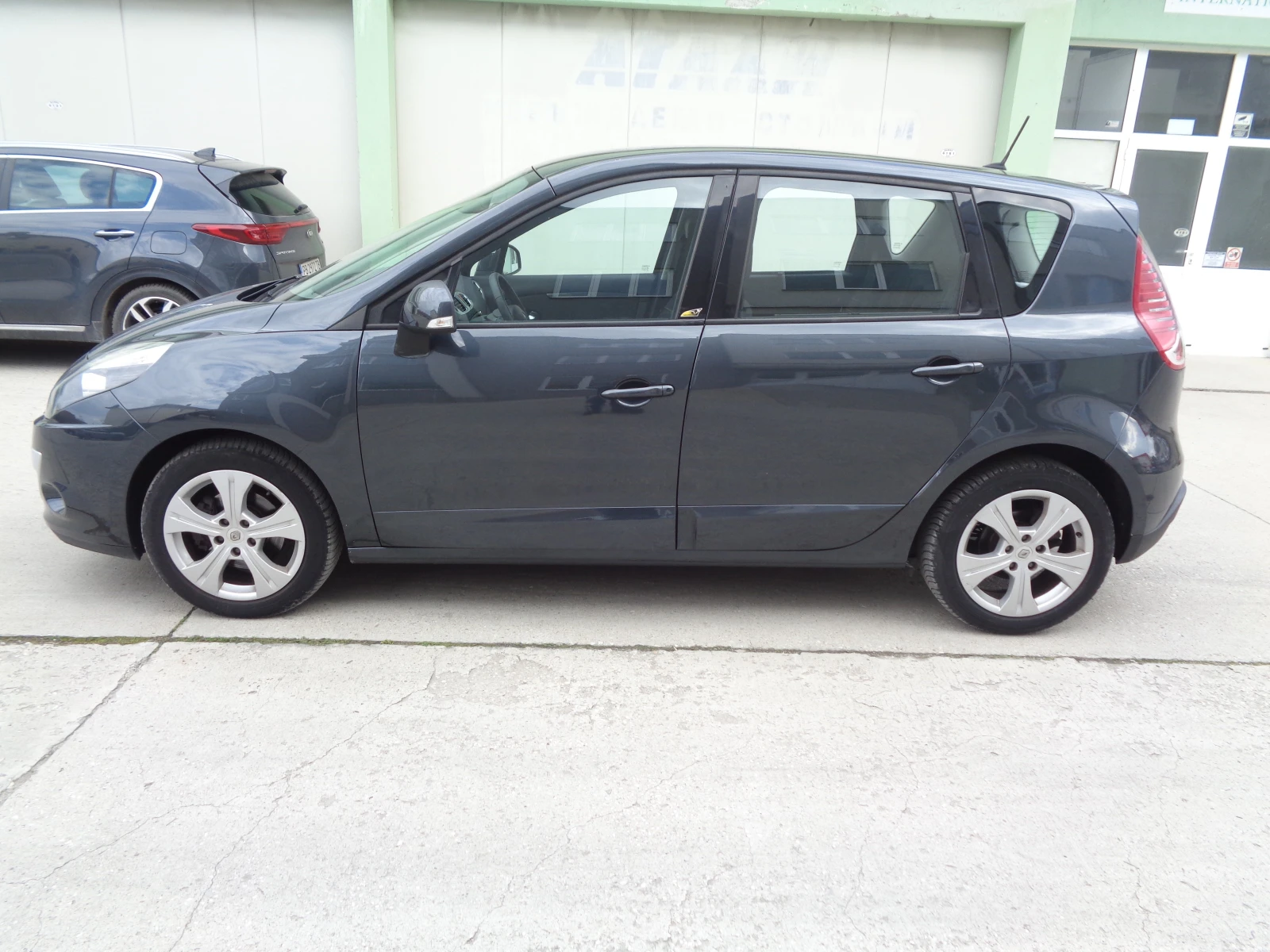 Renault Scenic 1.5dCI-110-NAVI-KAMERA-BARTER-LIZING, снимка 7 - Автомобили и джипове - 53977069