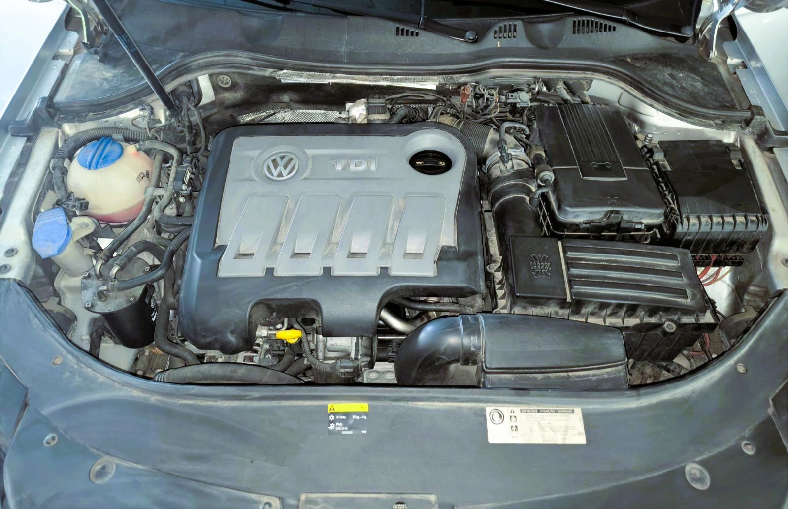 VW Passat B7 2.0 TDI Автоматик /DSG 6/ 2014 203k км., снимка 8 - Автомобили и джипове - 53996326