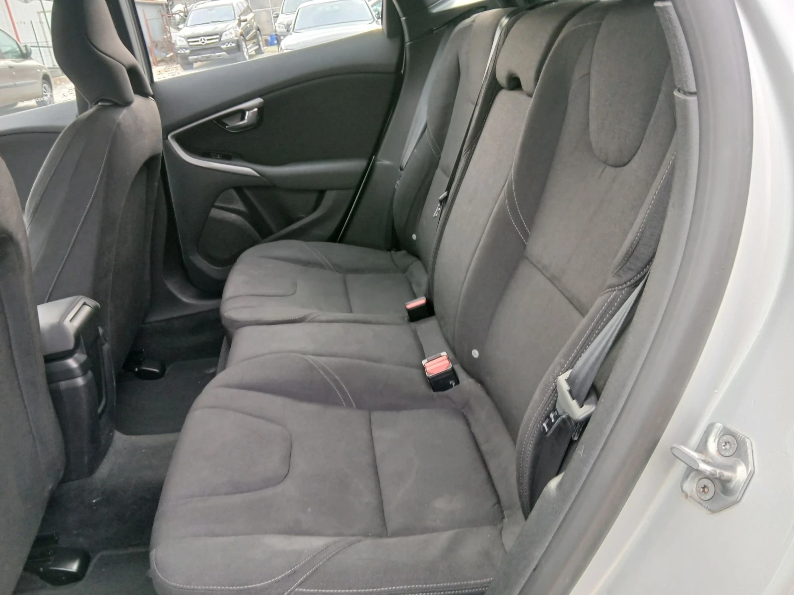 Volvo V40 2.0 d | Mobile.bg � ����������� 8