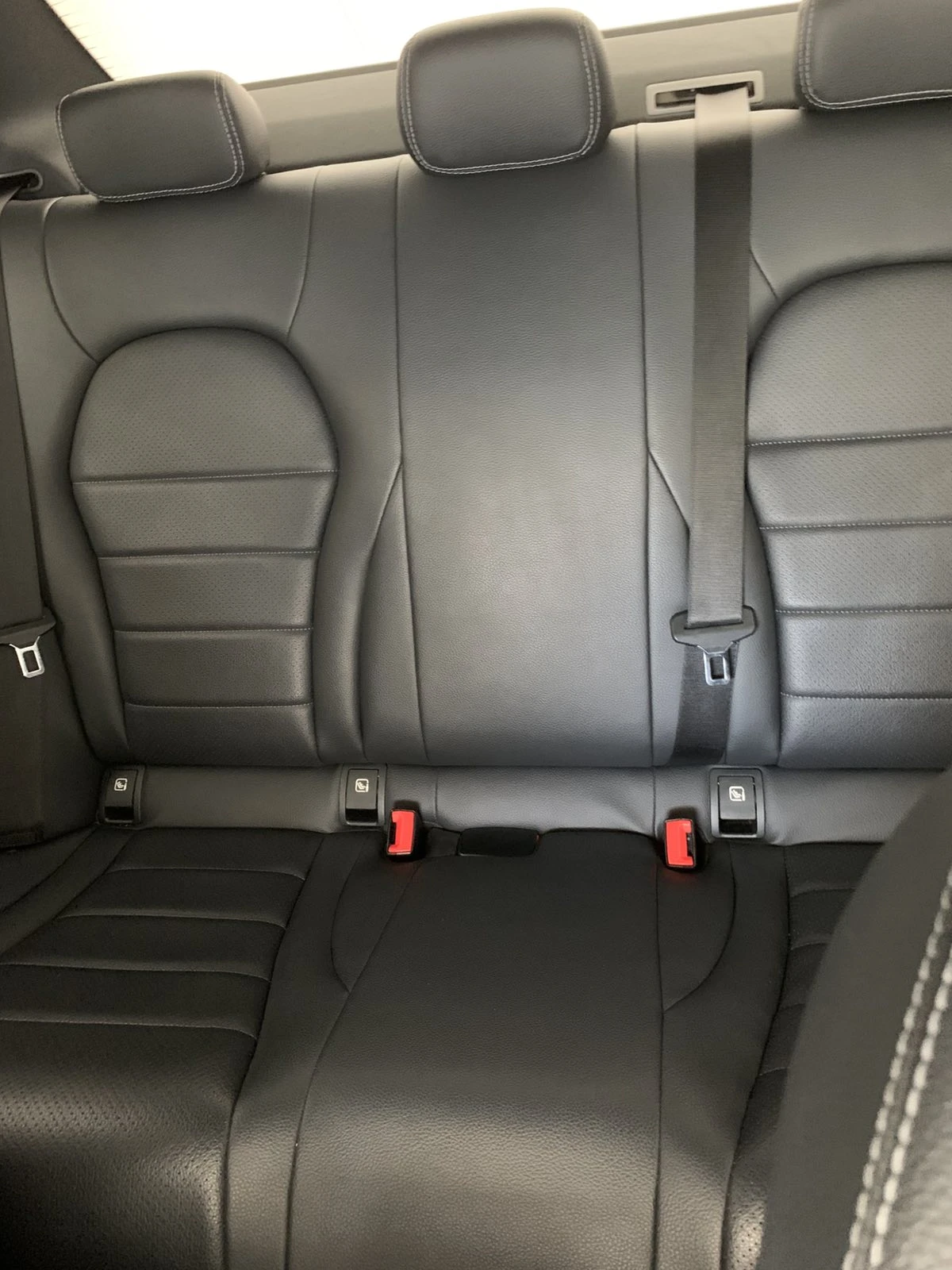 Mercedes-Benz C 200, снимка 11 - Автомобили и джипове - 54319857