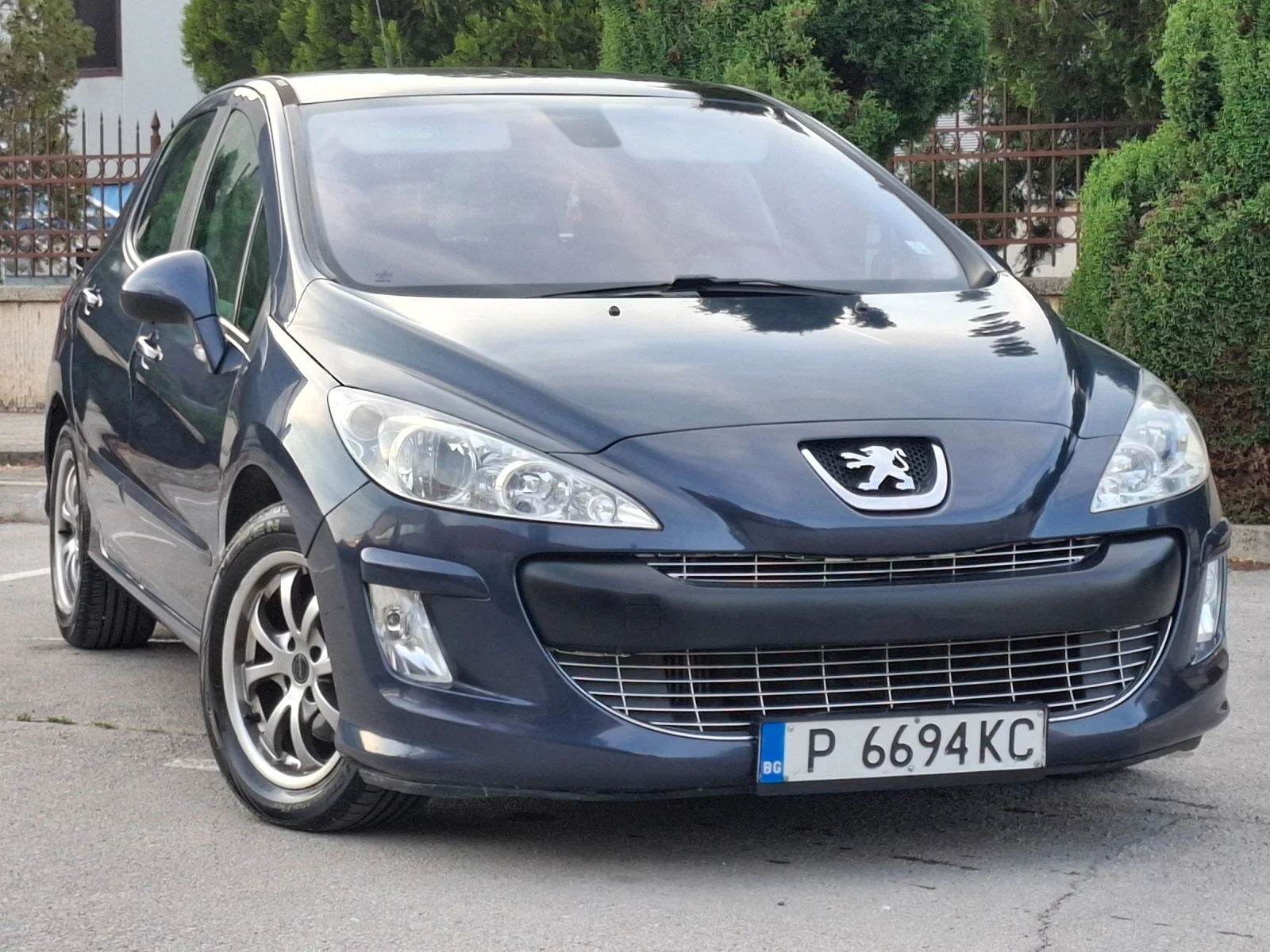 Peugeot 308 1.6HDI 110hp * КЛИМАТРОНИК * NAVI * ПАНОРАМА * , снимка 3 - Автомобили и джипове - 54420067