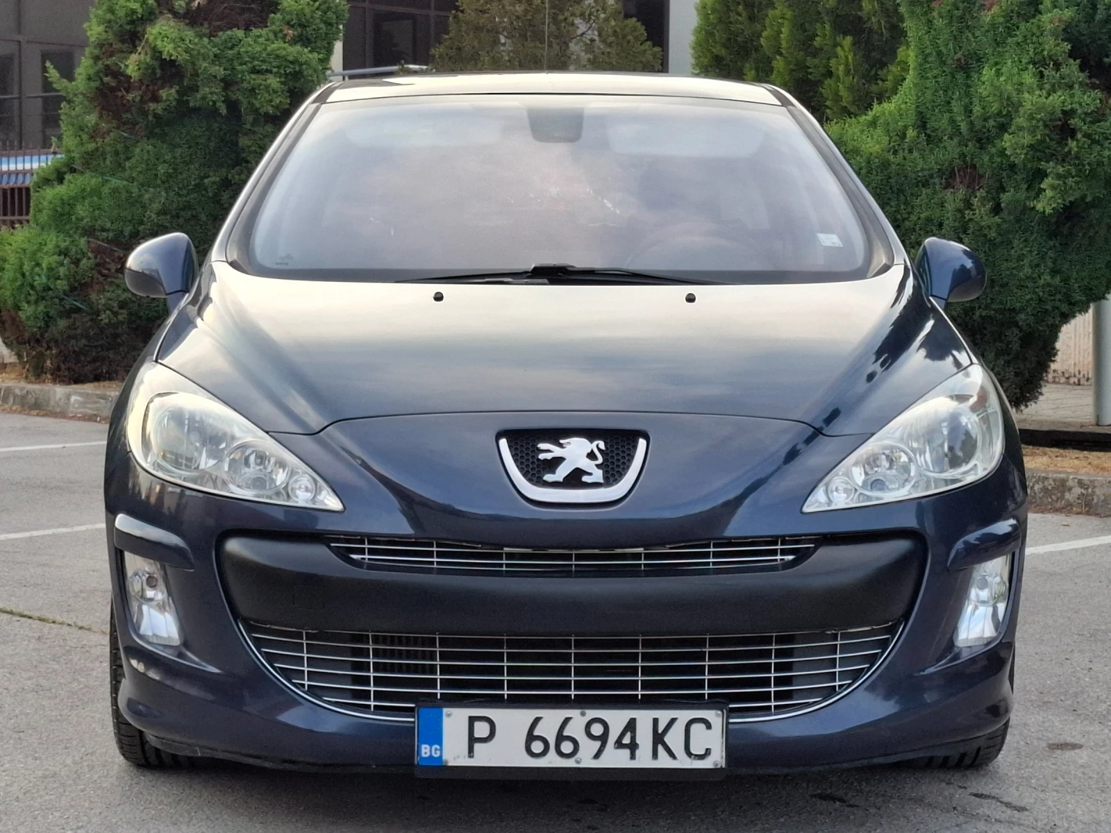 Peugeot 308 1.6HDI 110hp * КЛИМАТРОНИК * NAVI * ПАНОРАМА * , снимка 2 - Автомобили и джипове - 54420067