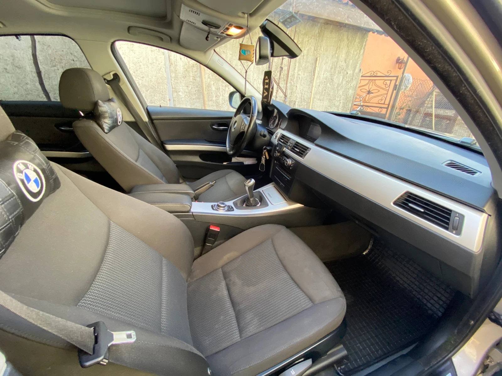 BMW 318 318d, снимка 8 - Автомобили и джипове - 54496524