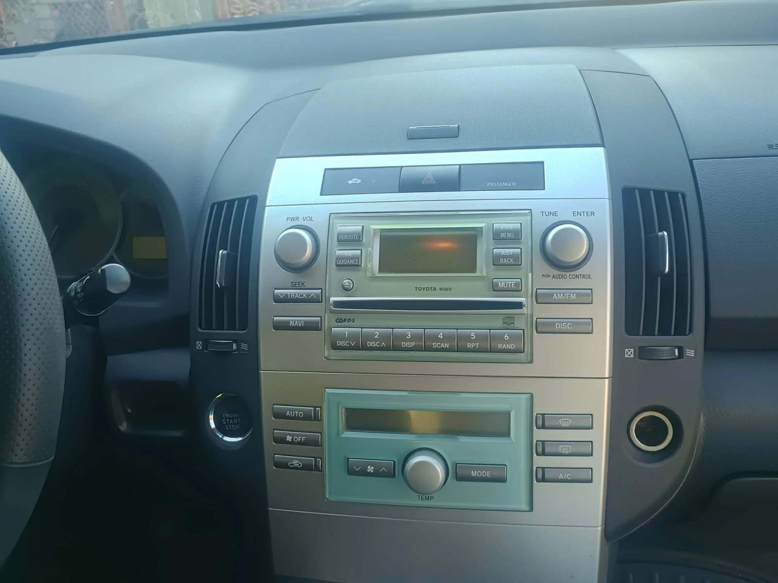 Toyota Corolla verso, снимка 10 - Автомобили и джипове - 55317077