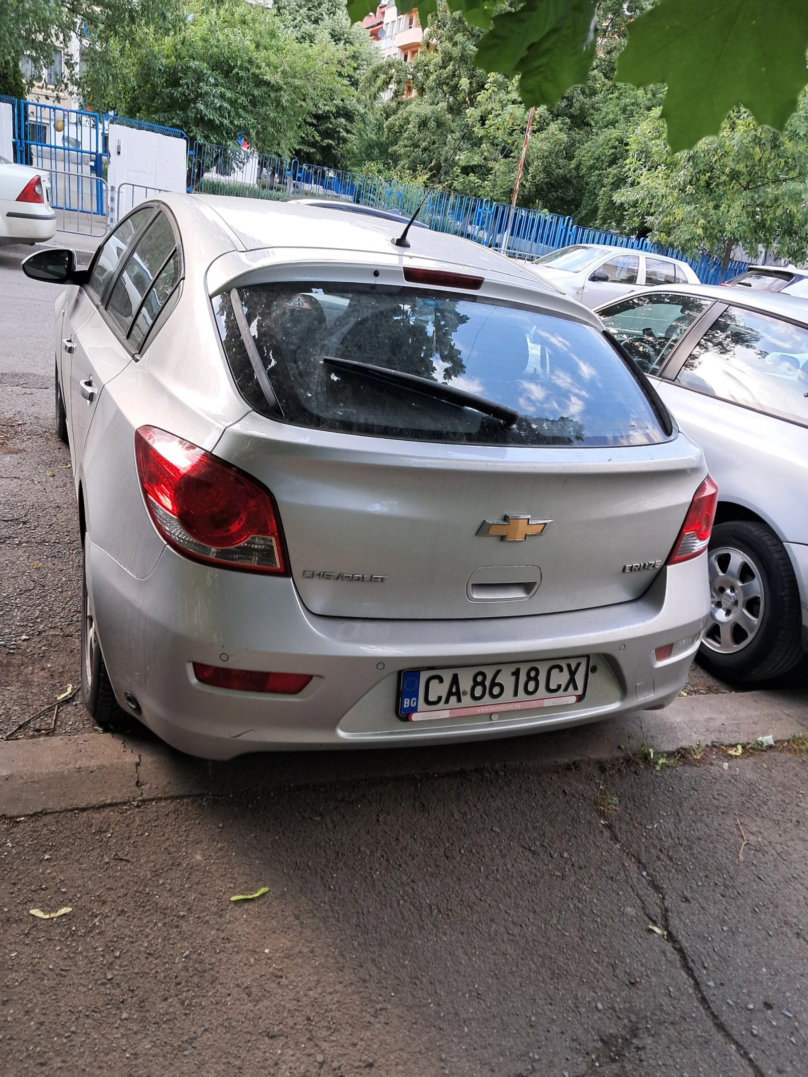 Chevrolet Cruze хечбек, снимка 2 - Автомобили и джипове - 55650369