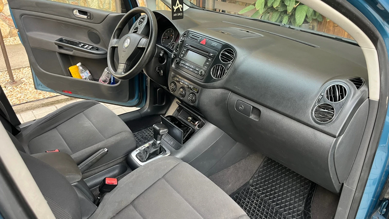 VW Golf Plus 1.6 FSI (115), снимка 10 - Автомобили и джипове - 55879410