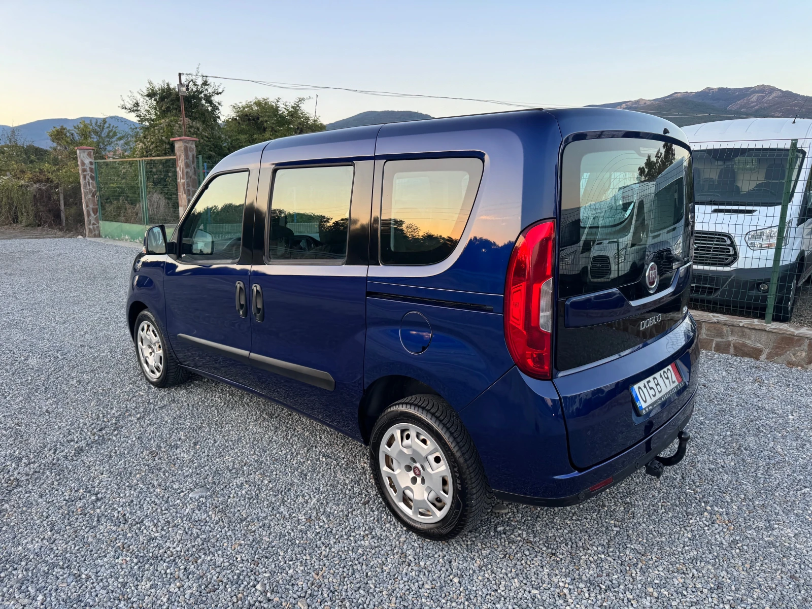 Fiat Doblo 1.6JTD* 120кс* Multijet* Клима* Евро6* 127 км* Ори, снимка 7 - Автомобили и джипове - 56134934