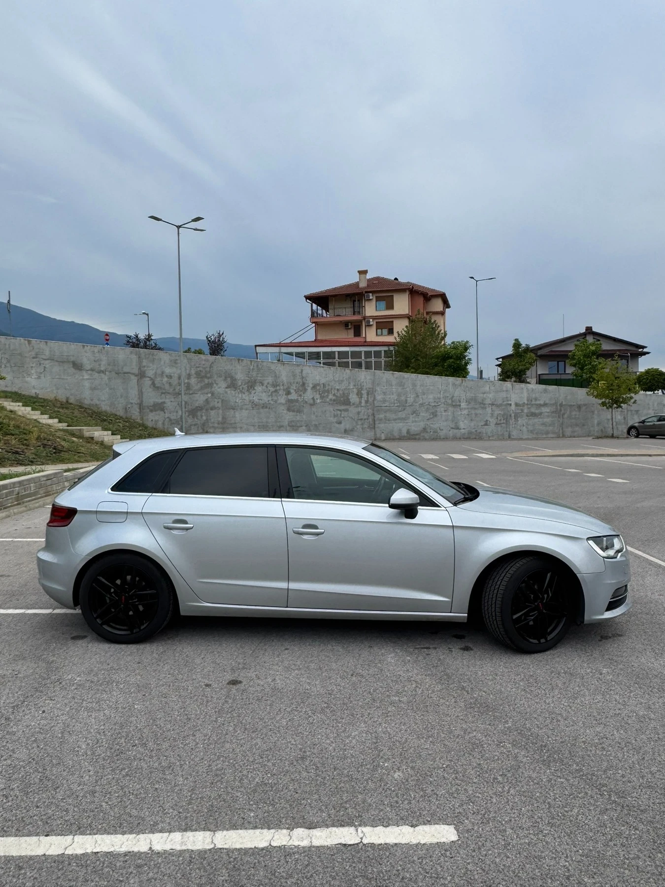 Audi A3 Sportback , снимка 4 - Автомобили и джипове - 56362664